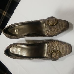 Snakeskin Stuart Weitzman pumps